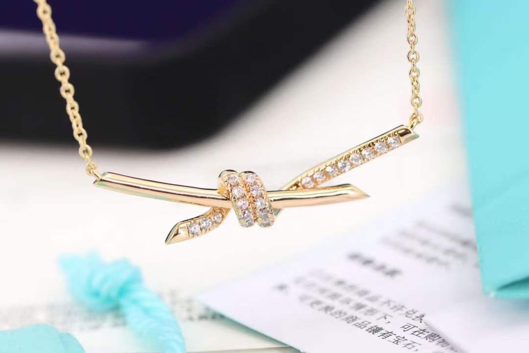 Tiffany & Co. Tiffany&Co. Knot系列 满钻绳结 锁骨项链