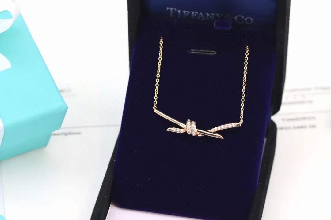 Tiffany & Co. Tiffany&Co. Knot系列 满钻绳结 锁骨项链