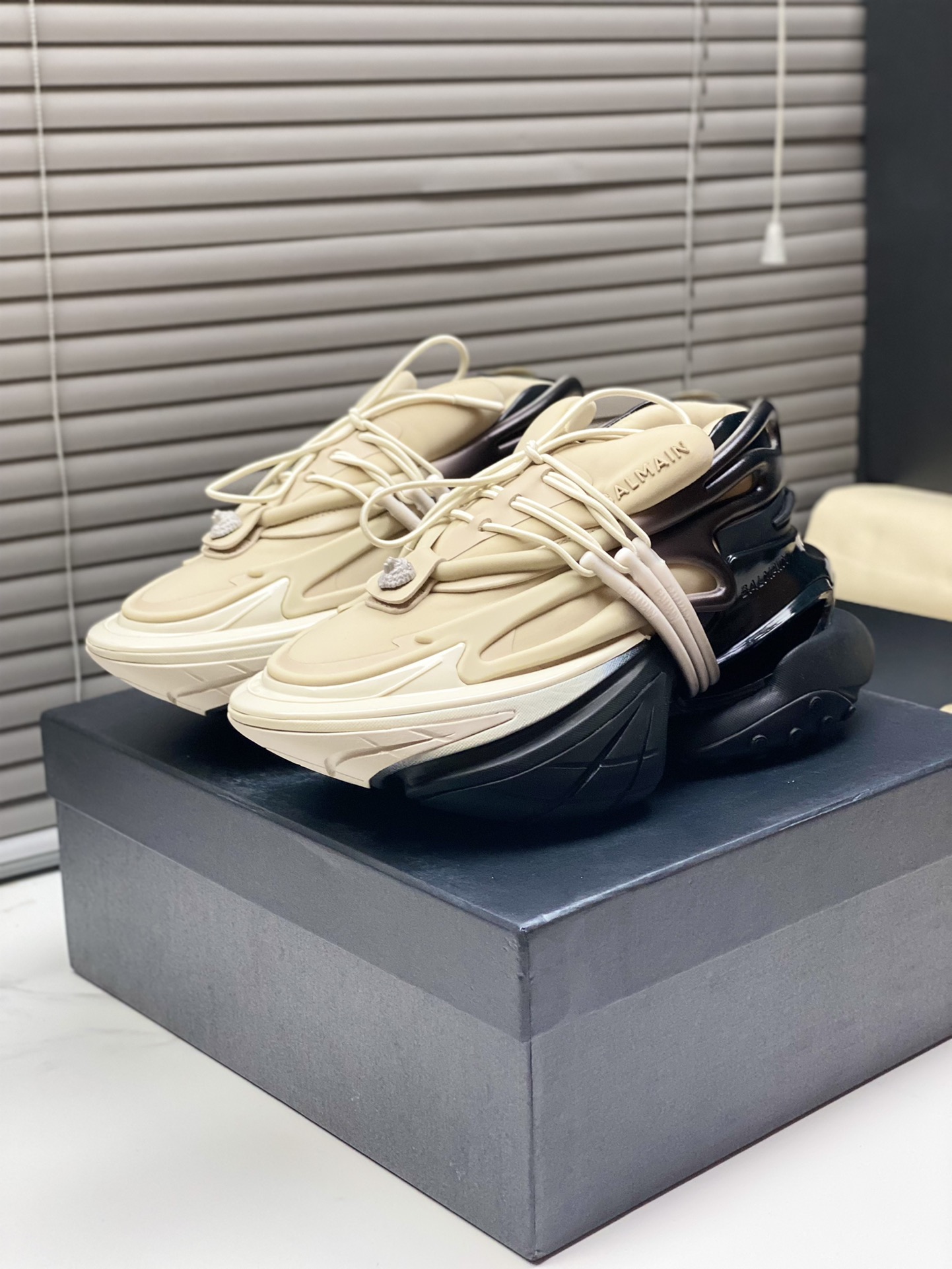 Balman New Pure Spaceship Sport Shoes: Original Tailored Accessories, Fine Embroidery, TPU Air Vent. - 图片 3