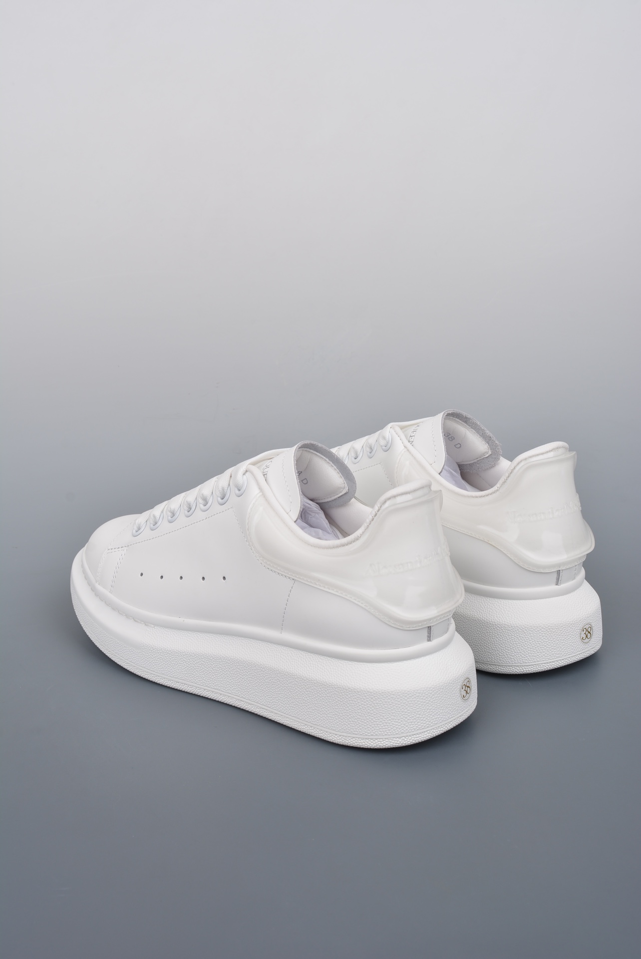 [McQueen Women