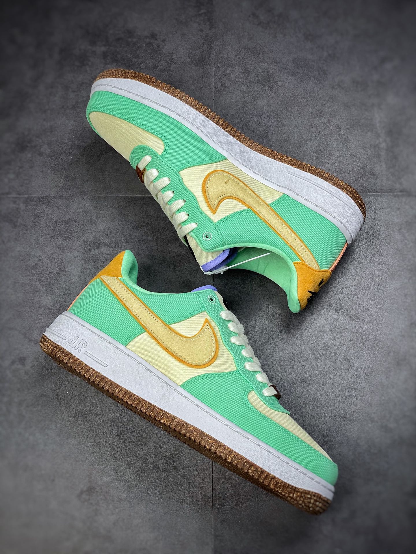 200 Nike Air Force 1 Low 07 菠萝米绿 CZ0268-300-莆田鞋,莆田鞋货源,高仿鞋,高仿鞋货源,安福档口,莆田高仿鞋,莆田鞋批发,高仿鞋批发,莆田高仿运动鞋,高仿运动鞋,莆田运动鞋 200 Nike Air Force 1 Low 07 菠萝米绿 CZ0268-300