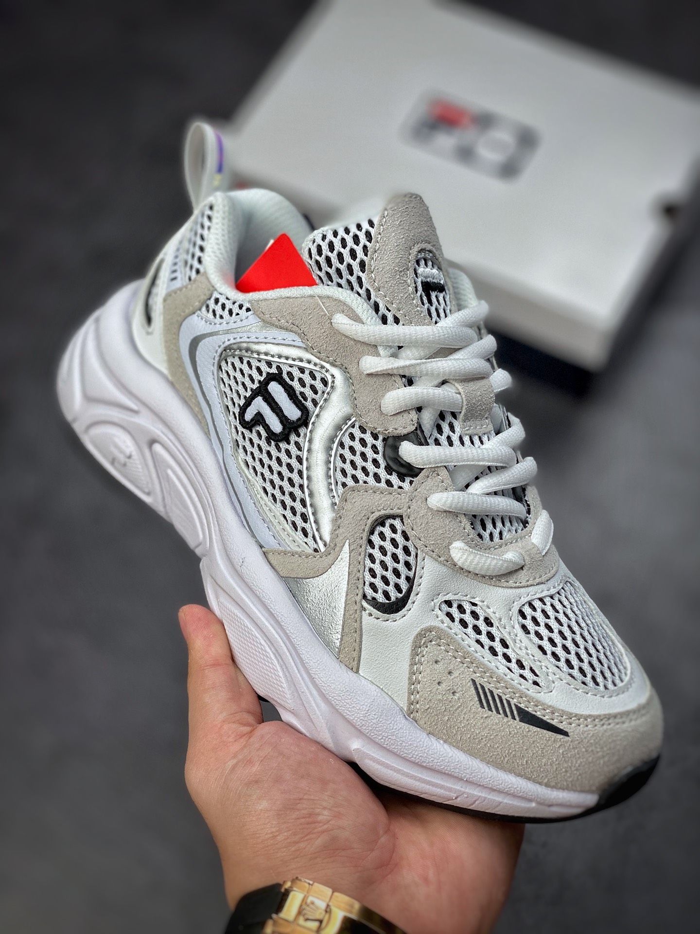 180 斐乐Fila Retro Mars II Running 火星二代系列 老爹风增高复古中慢跑鞋T12W227328FWA