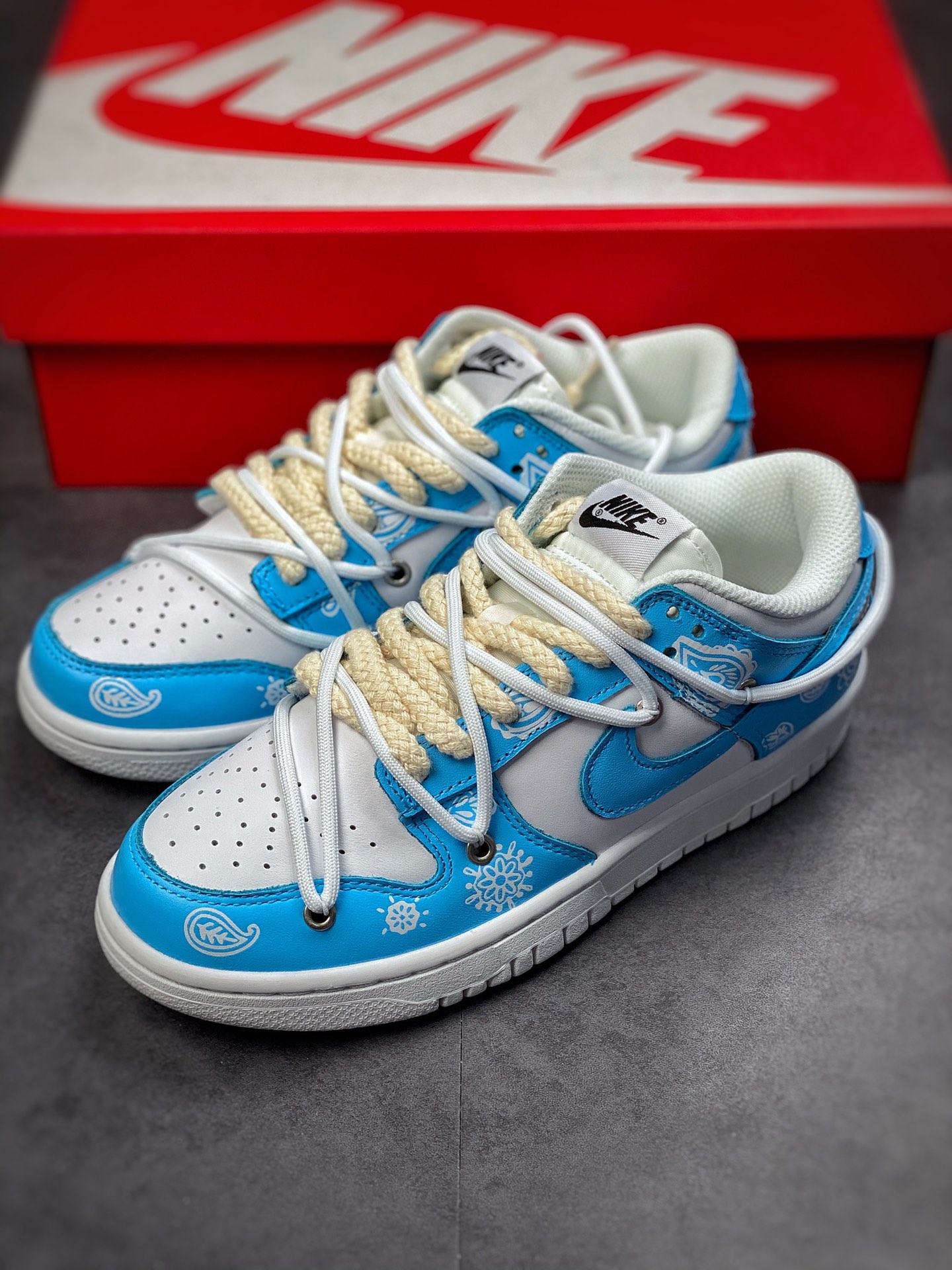 360 Nike SB Dunk Low “Triple White”北卡蓝腰果花 DD1503-109