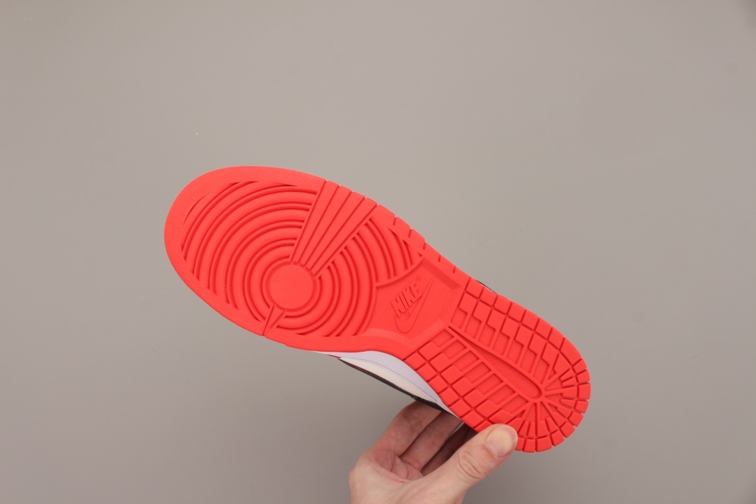 NBAxNikeDunkLowEMB