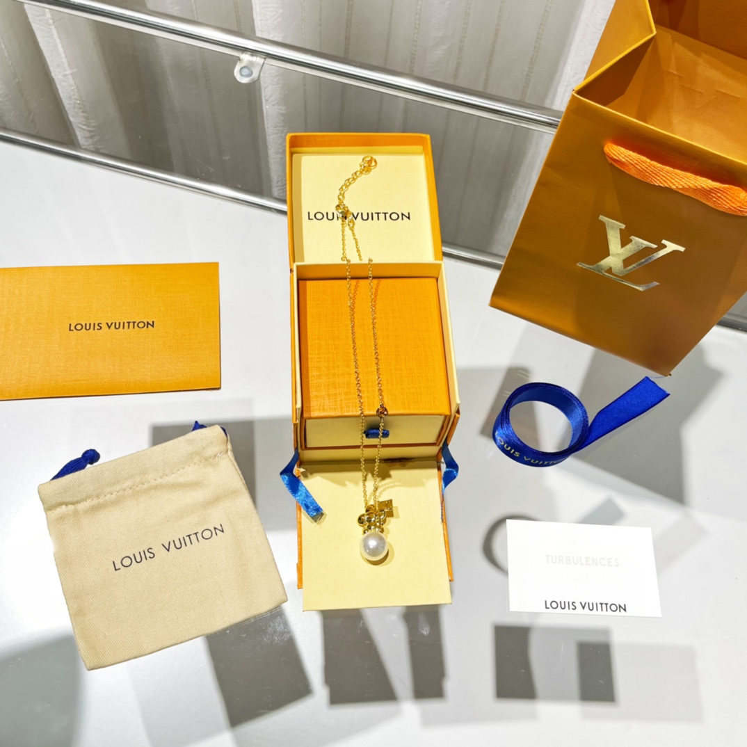 Louis Vuitton 路易威登 lv太阳花珍珠项链