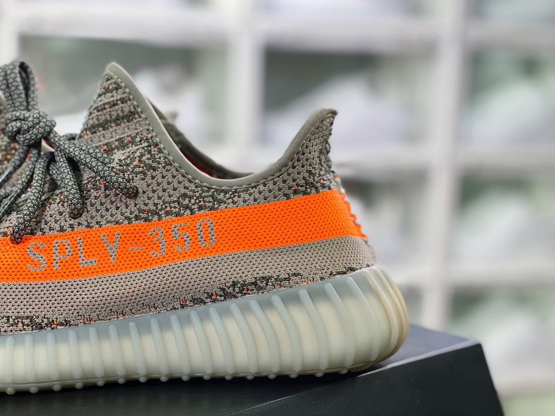 Yeezy Boost 350 V2 ”Beluga/Reflectiv” GW1229