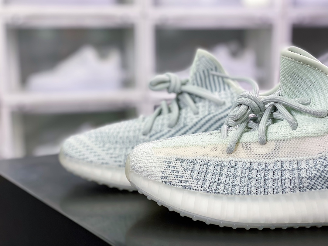 Kanye West x Yeezy Boost 350 V2 ”Pure Oat” all-match lightweight ”side-through new ice blue stitching starry sky” FW5317