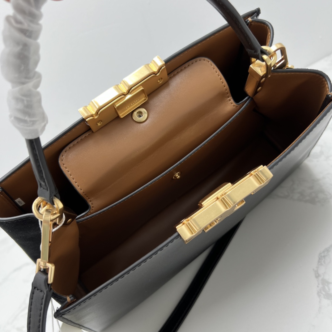 Tory Burch ～托里伯奇 137312 最新款头层纳帕皮