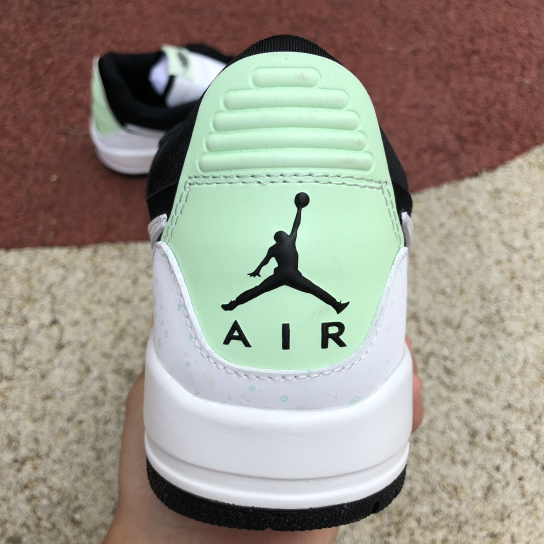 aj312熊猫荧光绿泼墨 300  Air Jordan Legacy 312 Low 荧光泼墨熊猫 CJ5500-013
