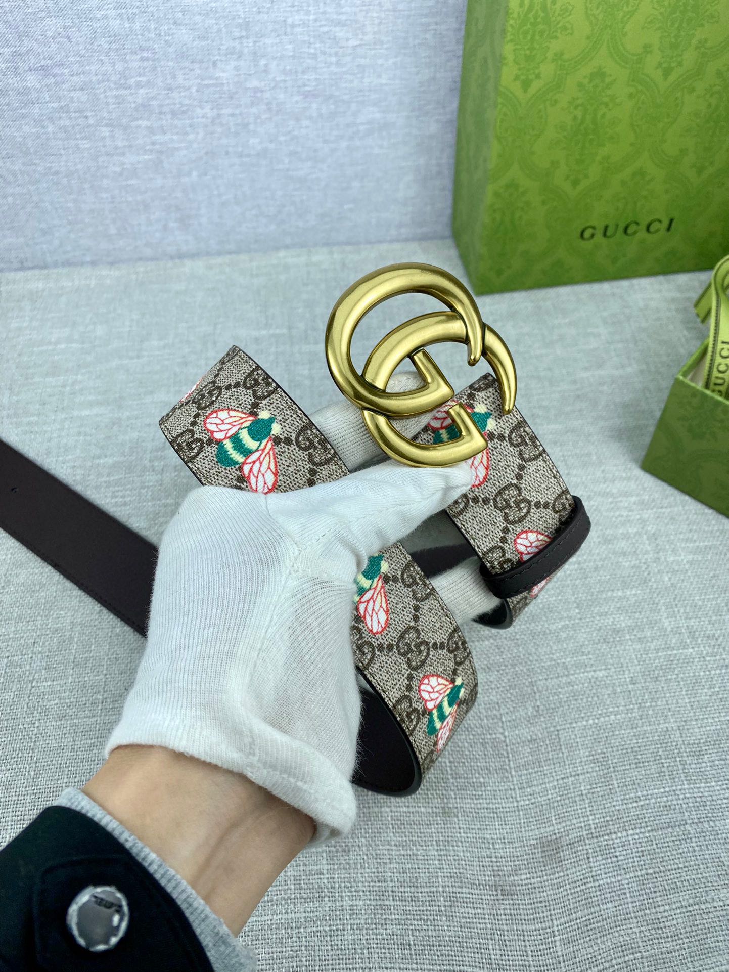 宽度4.0cmGUCCI蜜蜂图案是G