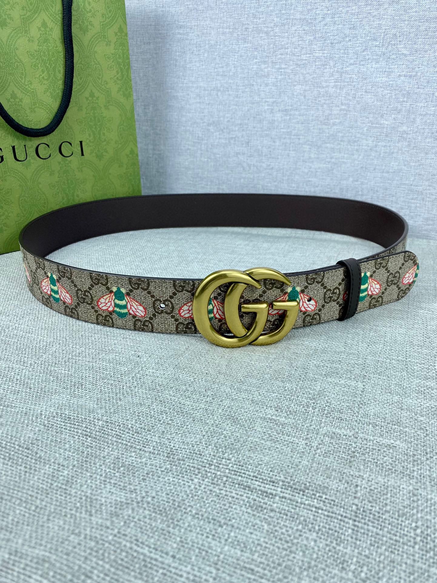 宽度4.0cmGUCCI蜜蜂图案是G