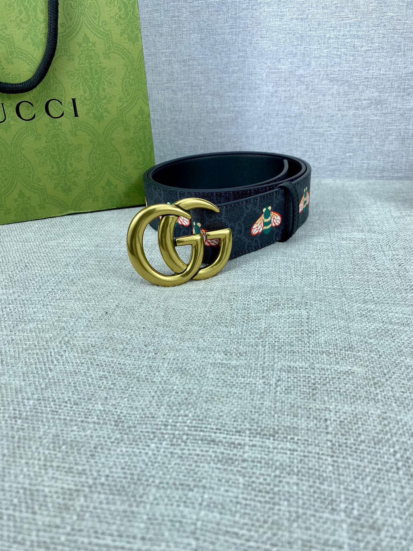 宽度4.0cmGUCCI蜜蜂图案是G