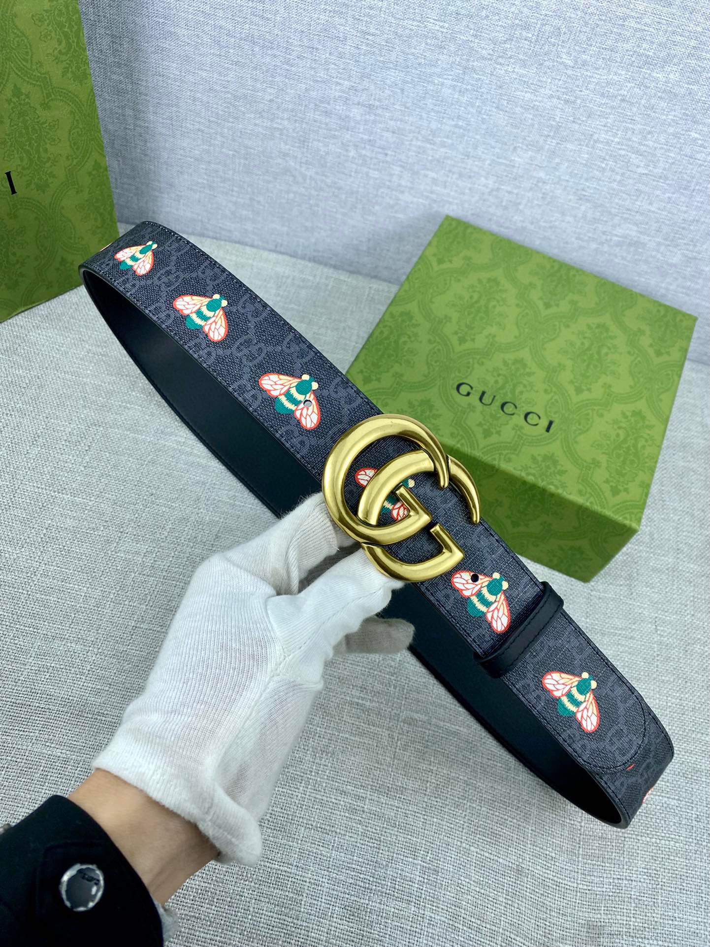 宽度4.0cmGUCCI蜜蜂图案是G
