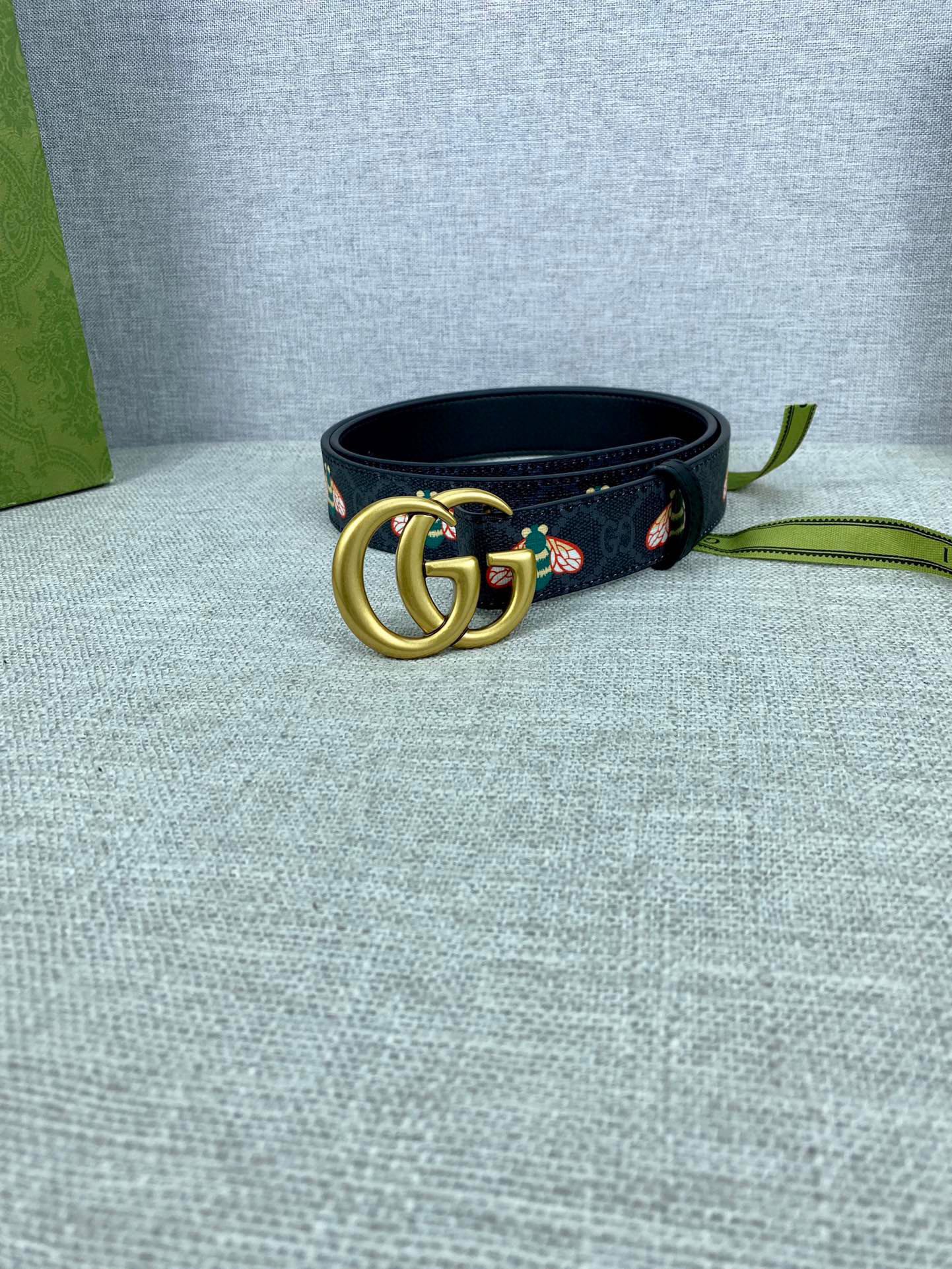 宽度3.0cmGUCCI蜜蜂图案是G
