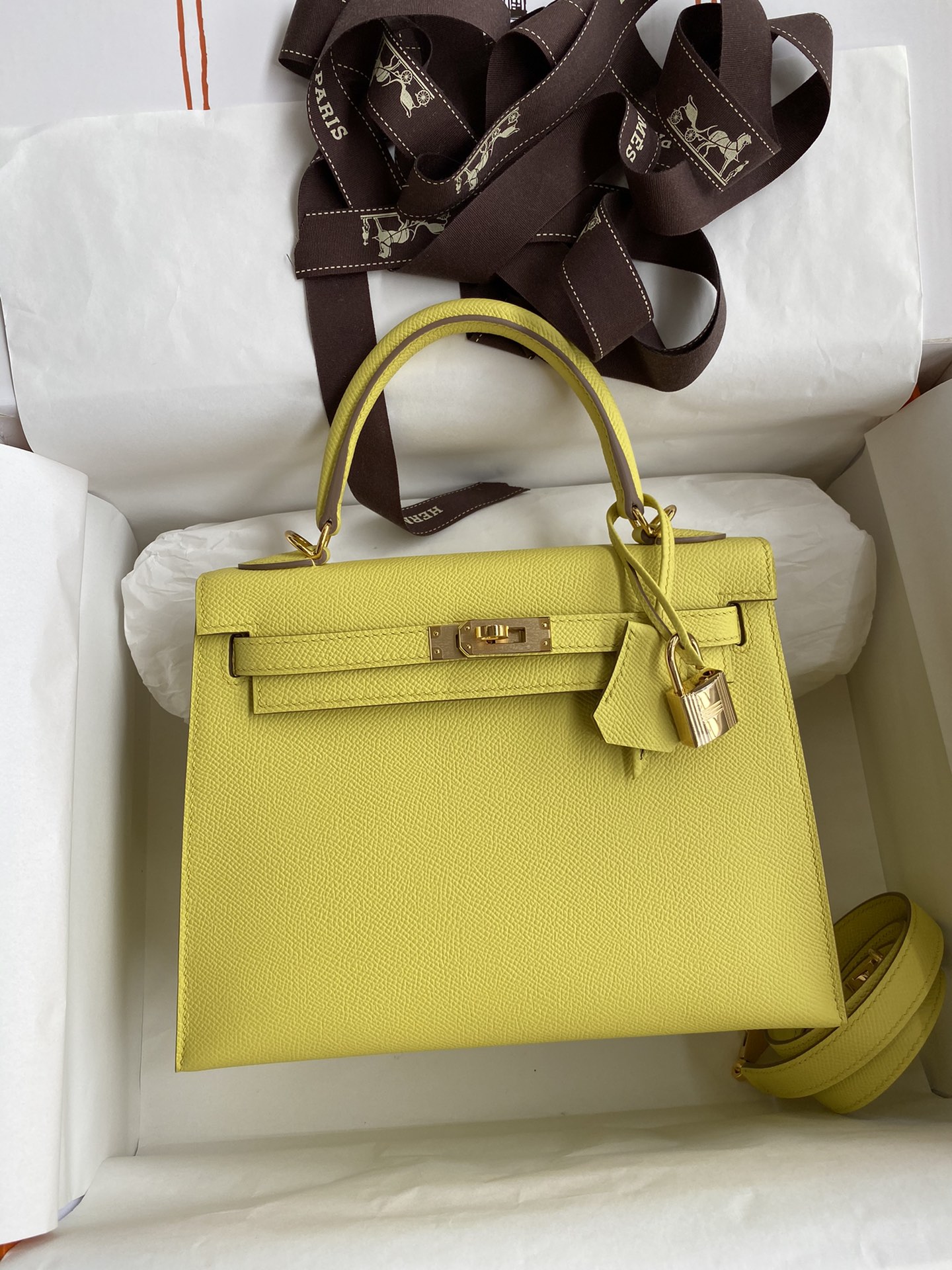 Hermès Kelly 25/28/32cm Epsom de importación original [amarillo limón] hebilla dorada y plateada, sincronizado con bout…
