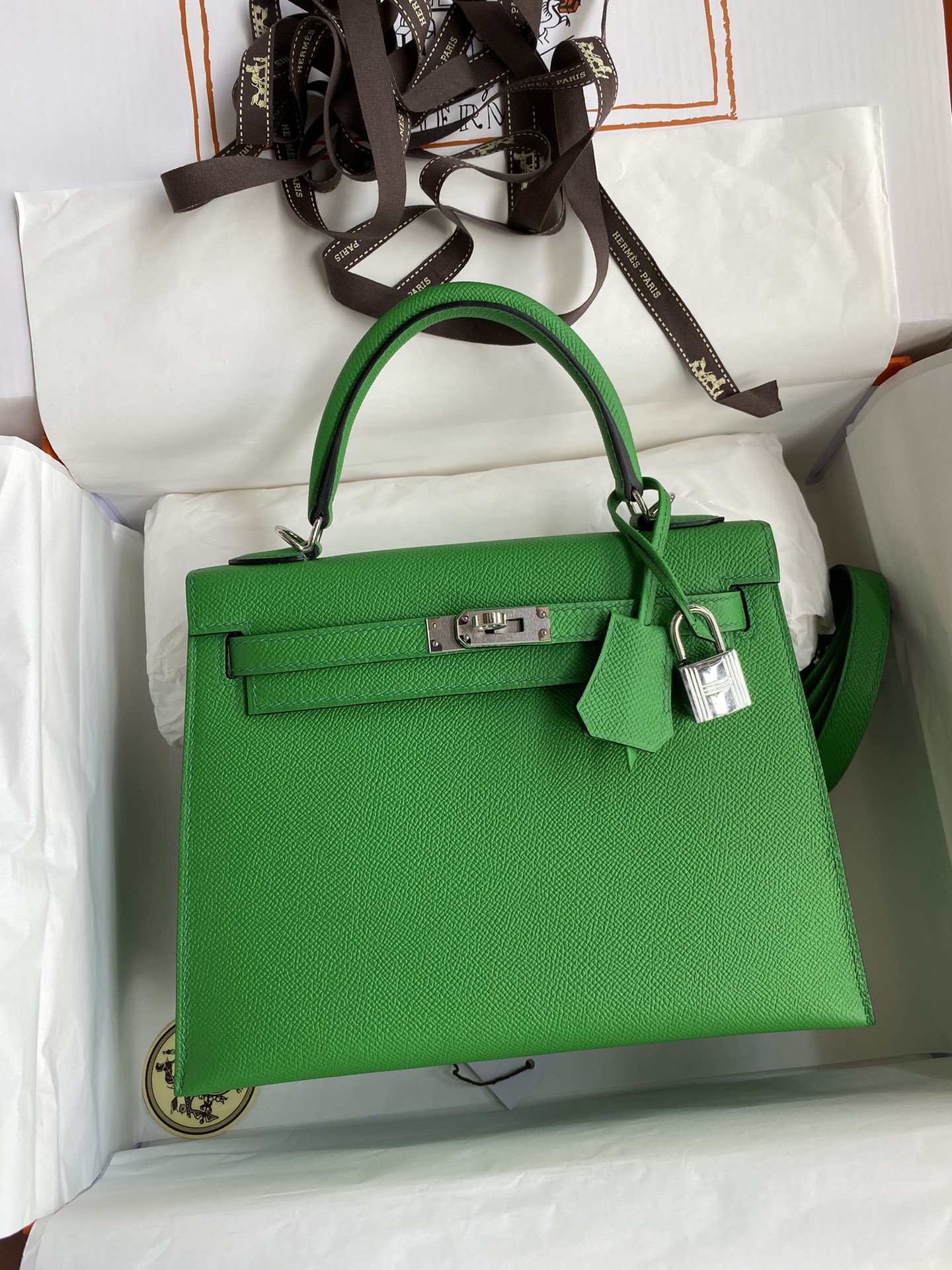 Hermès Kelly 25/28/32cm Epsom de importación original [verde bambú] hebilla dorada y plateada, sincronizado con boutiqu…