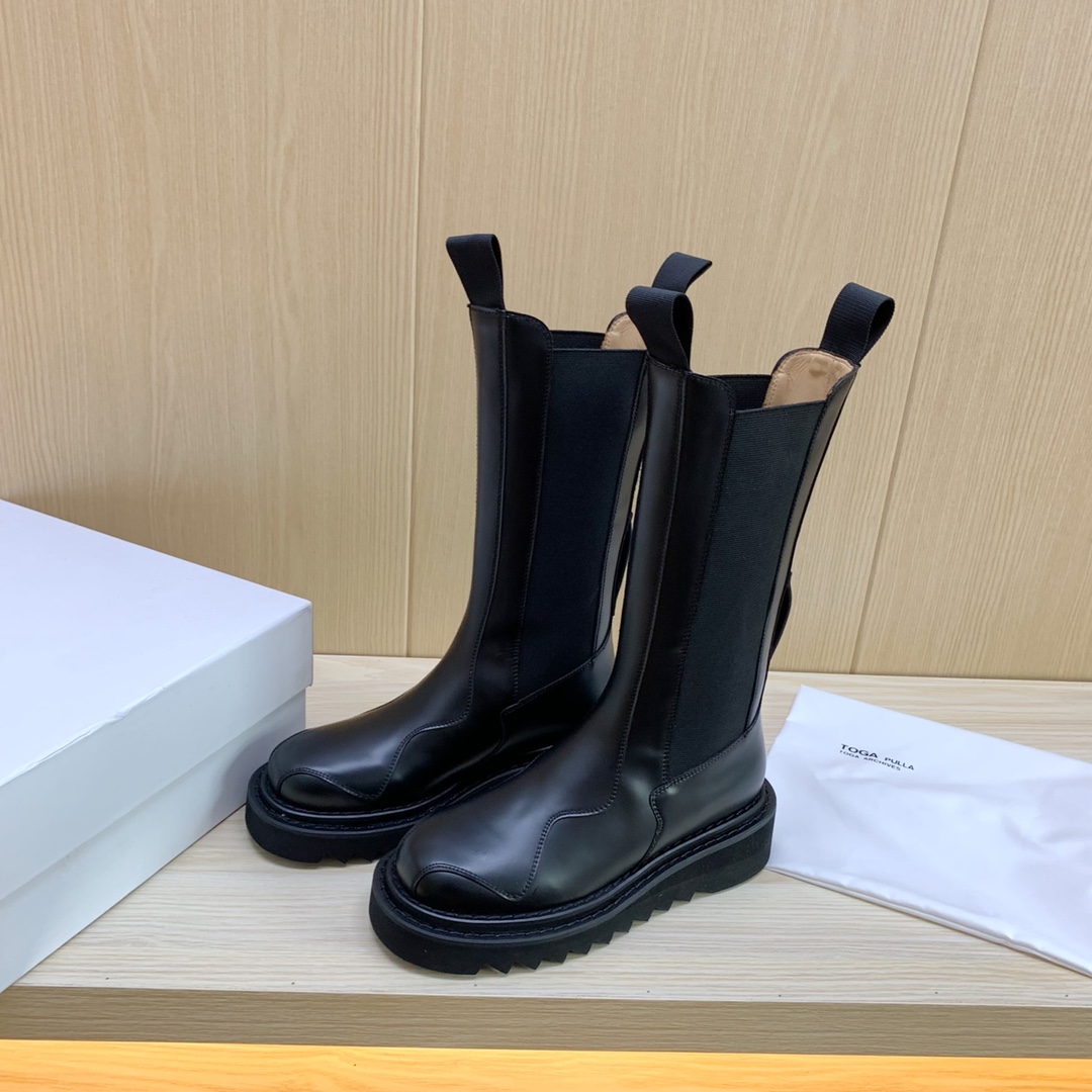 High-Quality Classic Toga Boots in Size 35-41 with Unique Design Elements