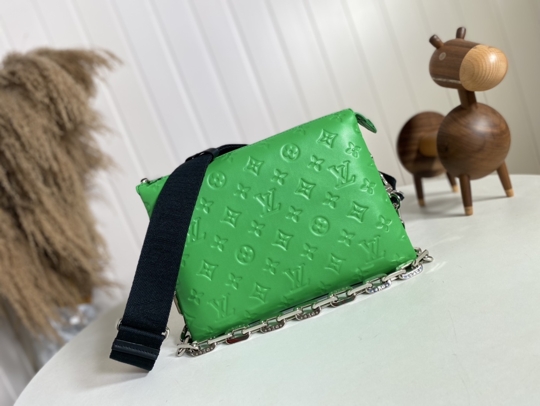 Louis Vuitton LV Coussin Bags Handbags Green Sheepskin Spring/Summer Collection Baguette M57791