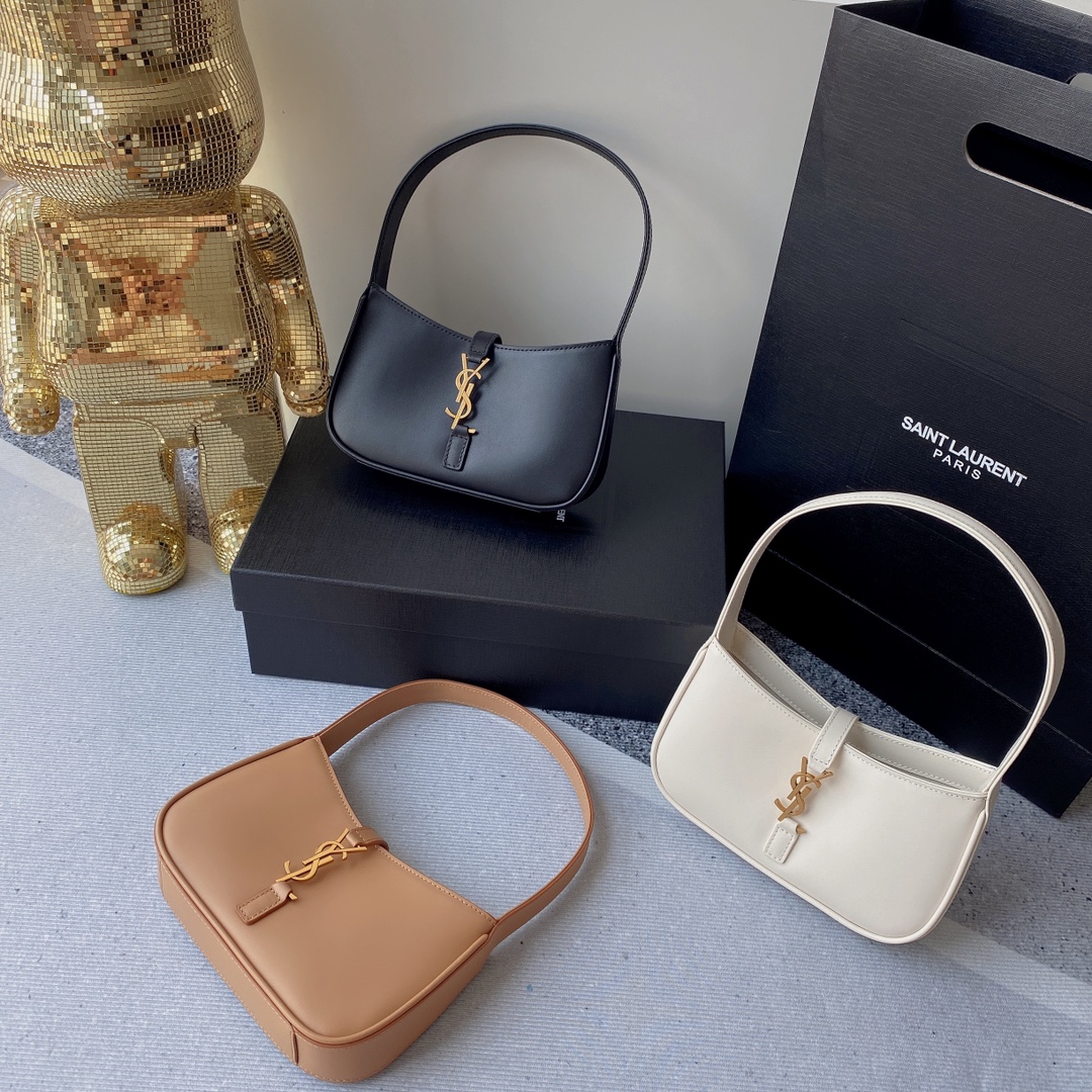 路易威登 Louis Vuitton 高定典藏名品高定成衣时装外套连衣裙衬衫T恤 #CCD05611 2