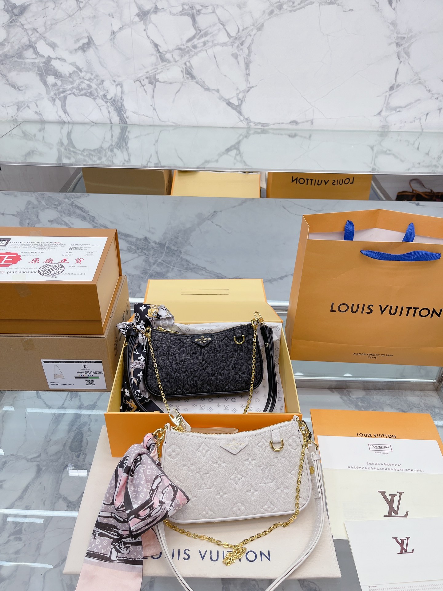 J5 牛皮  Louis Vuitton 路易威登 LV 2022 Easy On Stra 腋下麻将包 尺寸22 14cm 全套包装