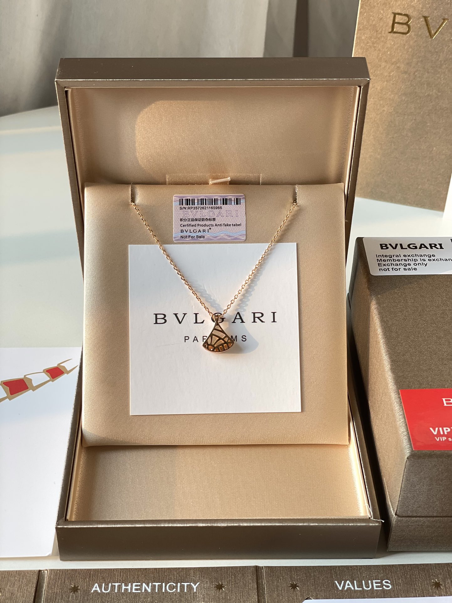Bvlgari Haute Joaillerie Fine Jewelry Earrings Necklace Ring Ref 5