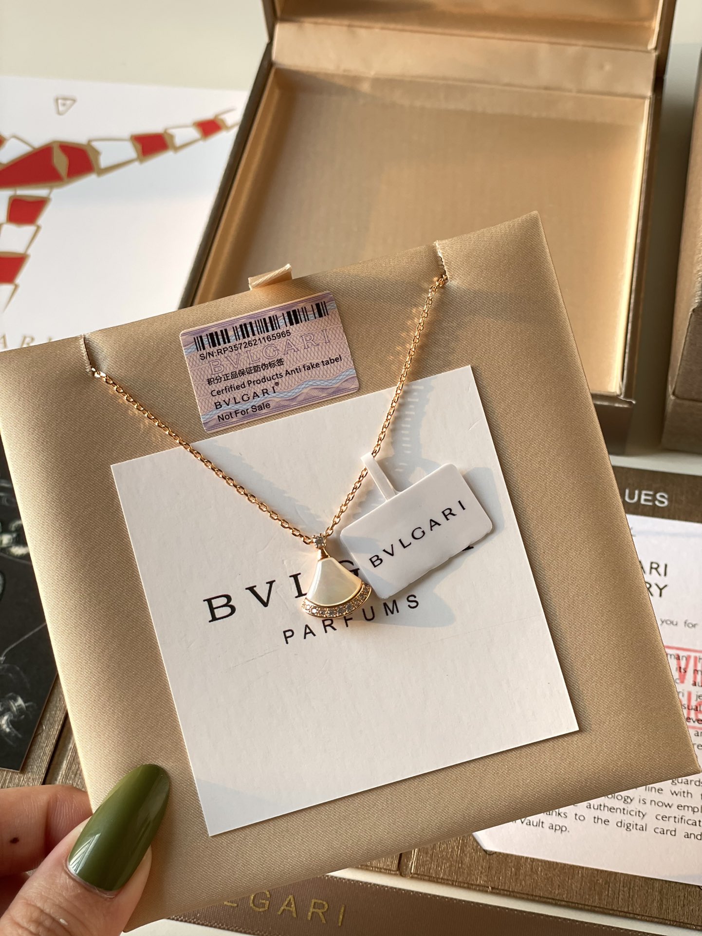 Bvlgari Haute Joaillerie Fine Jewelry Earrings Necklace Ring Ref 4