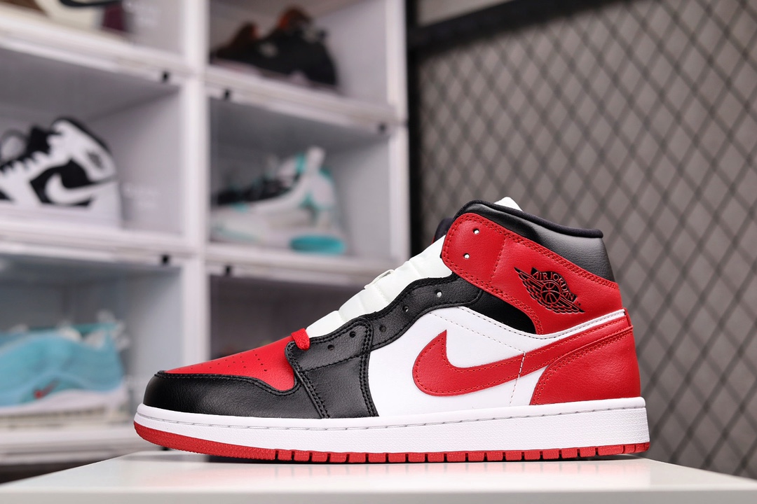 H5 过验版 Air Jordan 1 Mid 粉绿色市售最强中帮 天花板品质市面唯一正确版本 全鞋正品原材料 公司原鞋购回重新打版开模 拒绝公底 购置公司同步原材料 都有细节还原95%全网最高版本 原汁原味 忠于原版