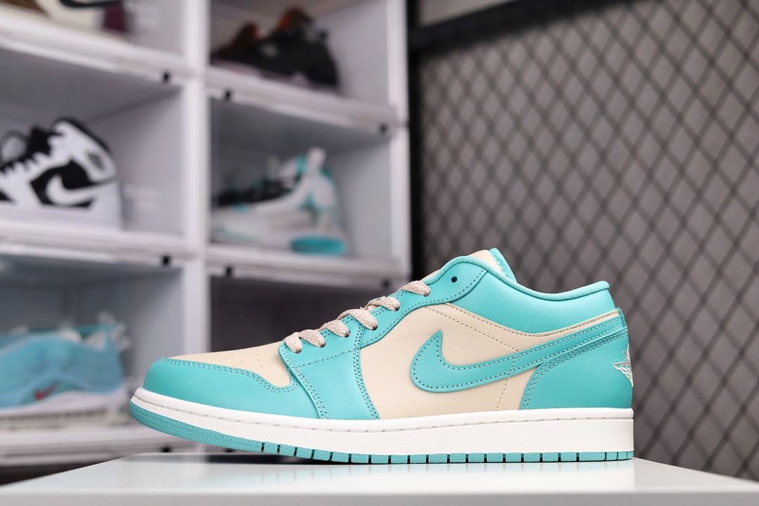 H0 过验版 Air Jordan 1 Mid 市售最强低帮 天花板品质市面唯一正确版本 全鞋正品原材料 公司原鞋购回重新打版开模 拒绝公底 购置公司同步原材料 都有细节还原95%全网最高版本 原汁原味 忠于原版