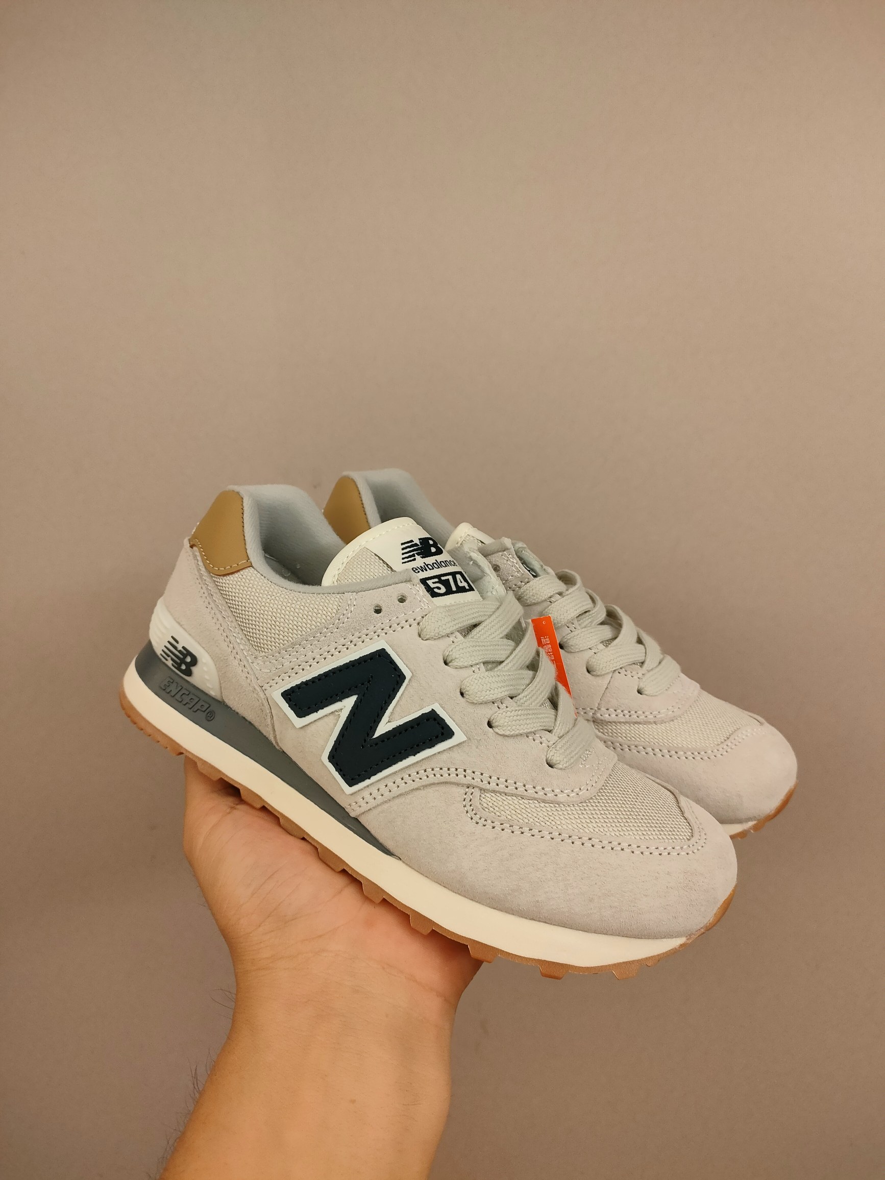 图片[3]-魔术贴ＮＢ574亲子款儿童，软材质+魔术贴+防臭海波丽鞋店 尺码26-3 7 经典的574系列！该系列传承了品牌的诸多优点，大胆创新！堪称经典系列里的经典，也是最为热门的系列！时隔一年，再次带来的童鞋，必属重磅～-选品中心