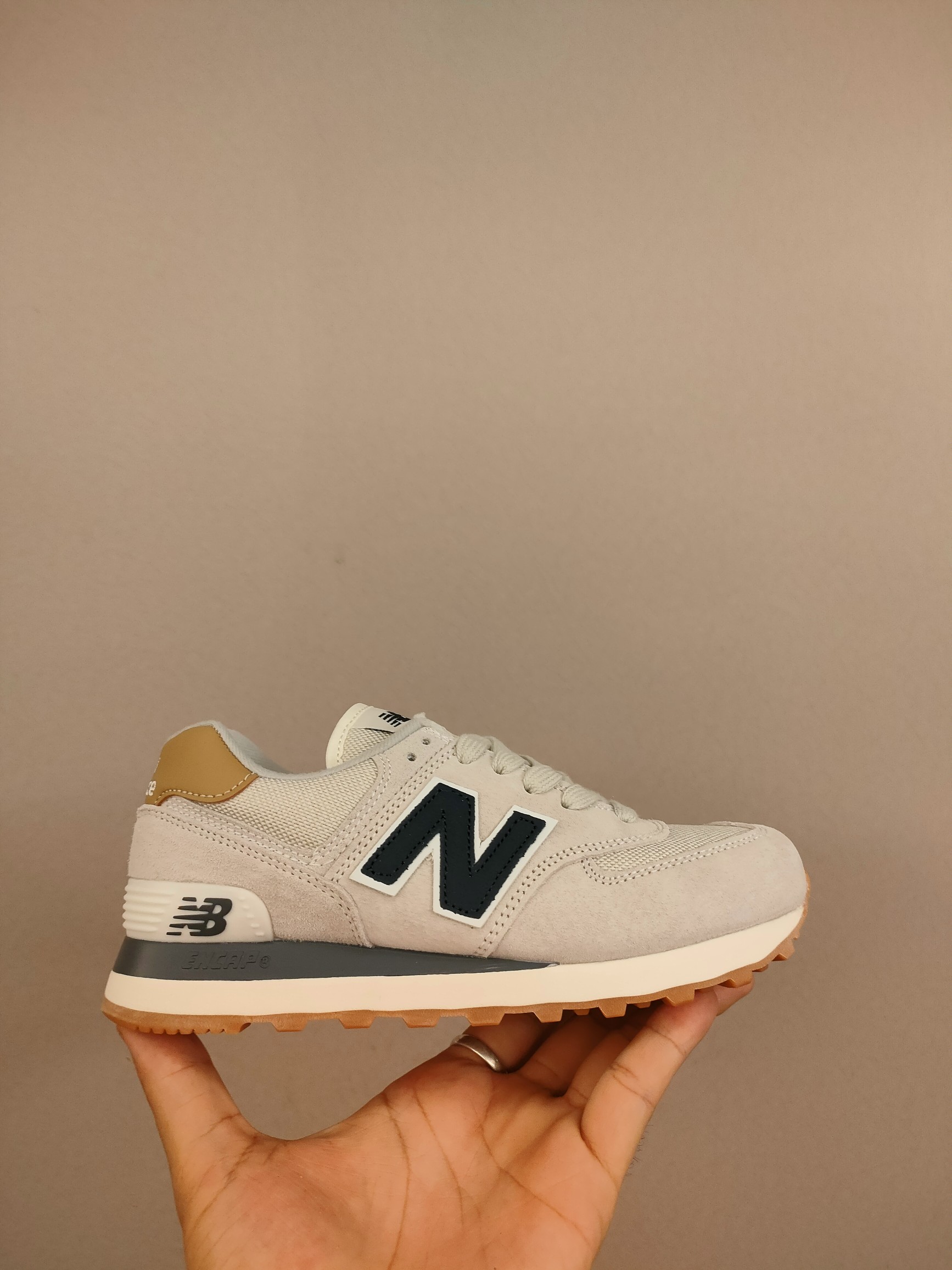 图片[4]-魔术贴ＮＢ574亲子款儿童，软材质+魔术贴+防臭海波丽鞋店 尺码26-3 7 经典的574系列！该系列传承了品牌的诸多优点，大胆创新！堪称经典系列里的经典，也是最为热门的系列！时隔一年，再次带来的童鞋，必属重磅～-选品中心