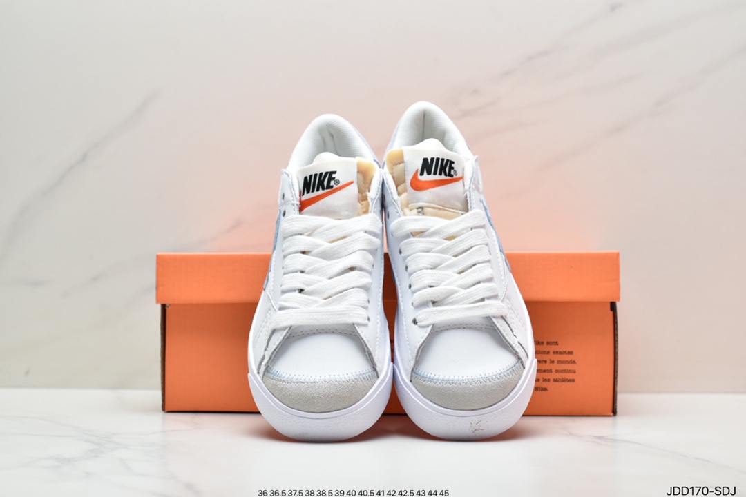 120 开拓者 Nike Blazer Mid ’77 Jumbo 大勾低帮板鞋