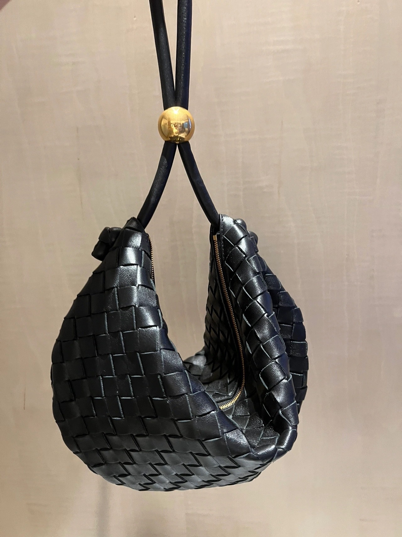 Bottega Veneta葆蝶家 TURN 40CM BAG 701024黑色