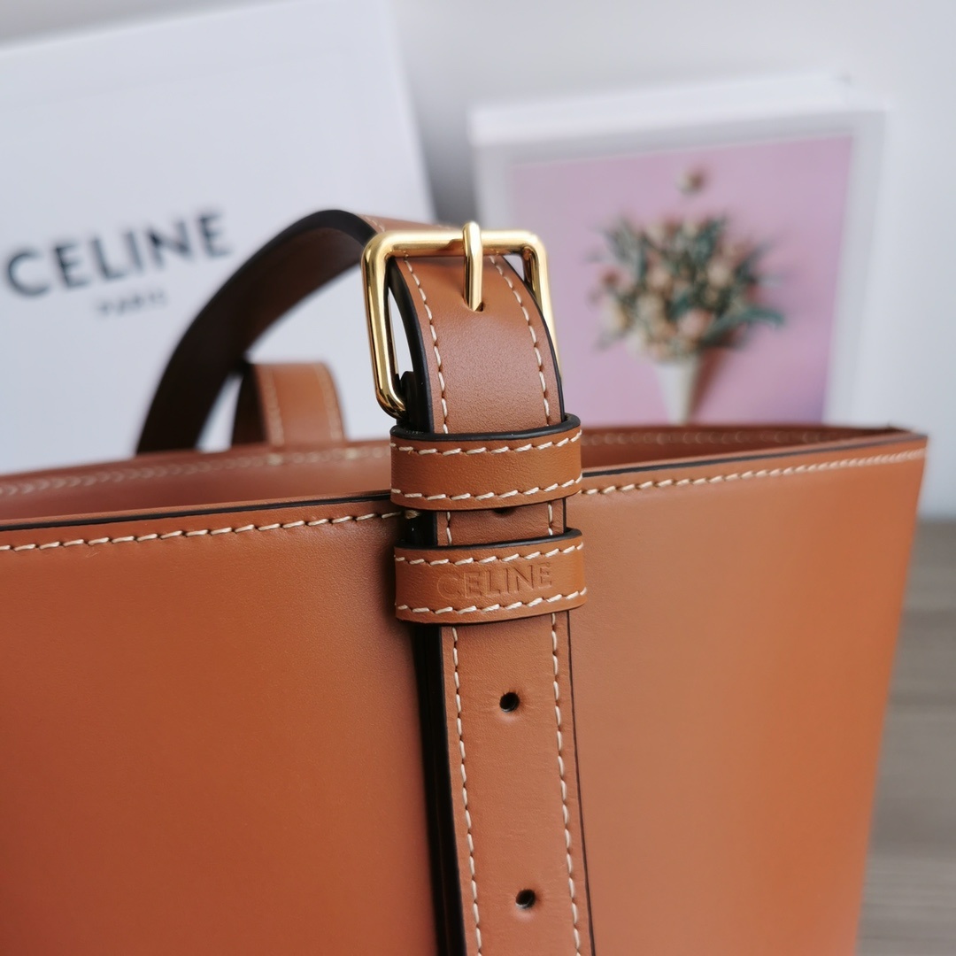 CELINE2022秋冬DansParis系列手袋Effortlesschio快速更迭的不刻意時髦日常鉴