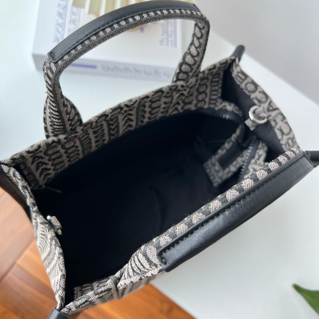 Marc Jacobs mini 26cm