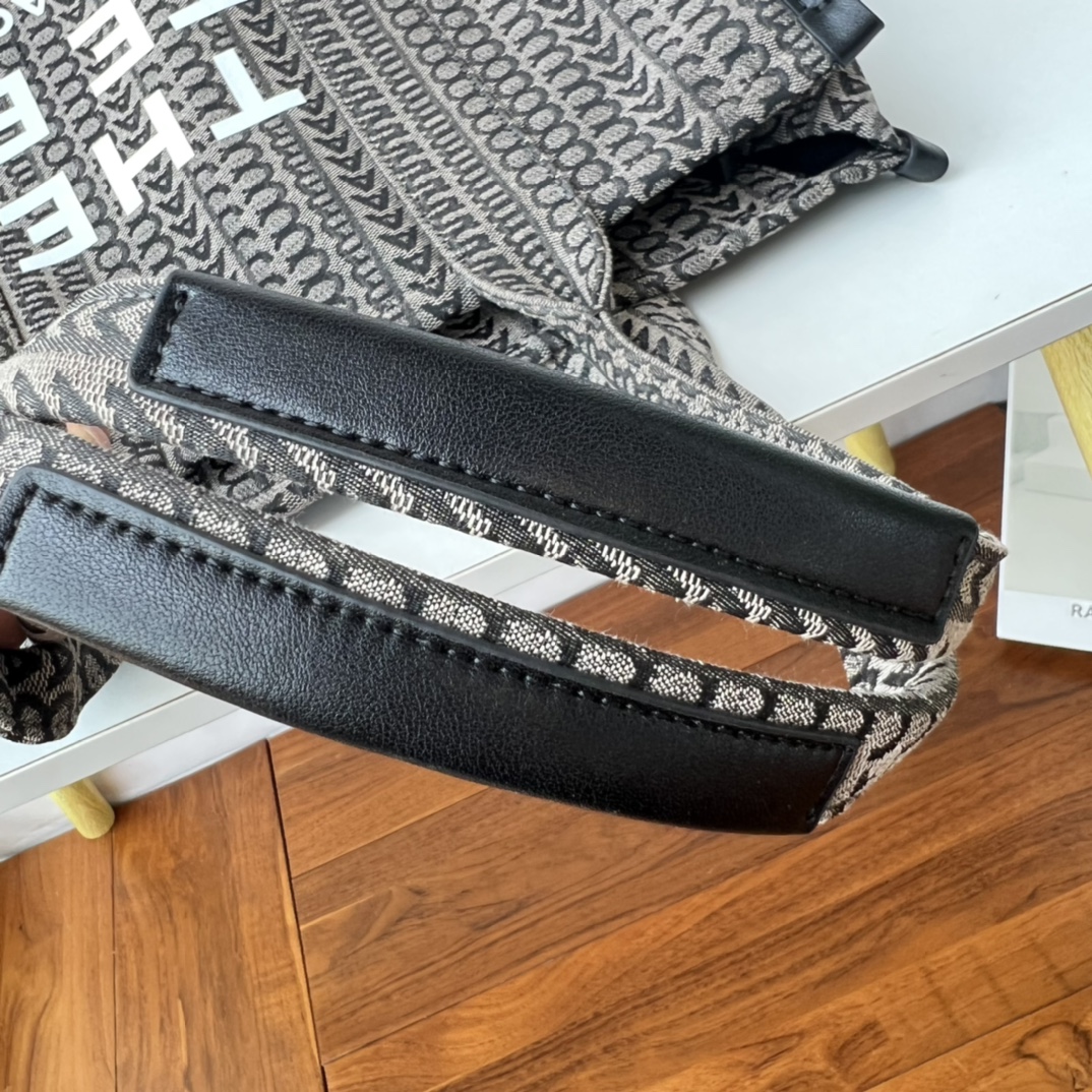 Marc Jacobs 大号 41cm