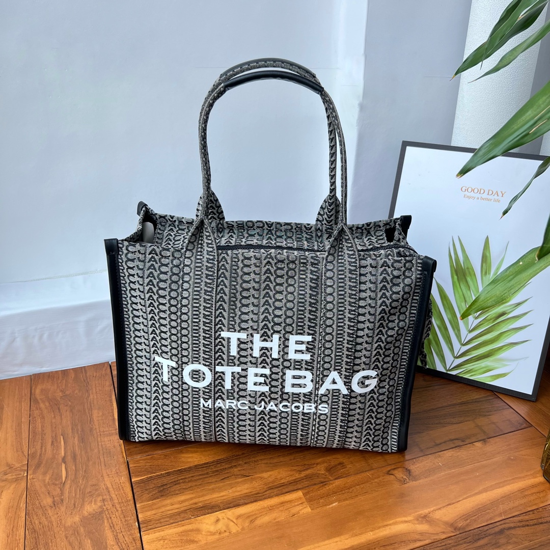 Marc Jacobs 大号 41cm