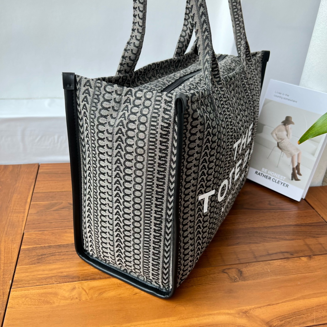Marc Jacobs 大号 41cm