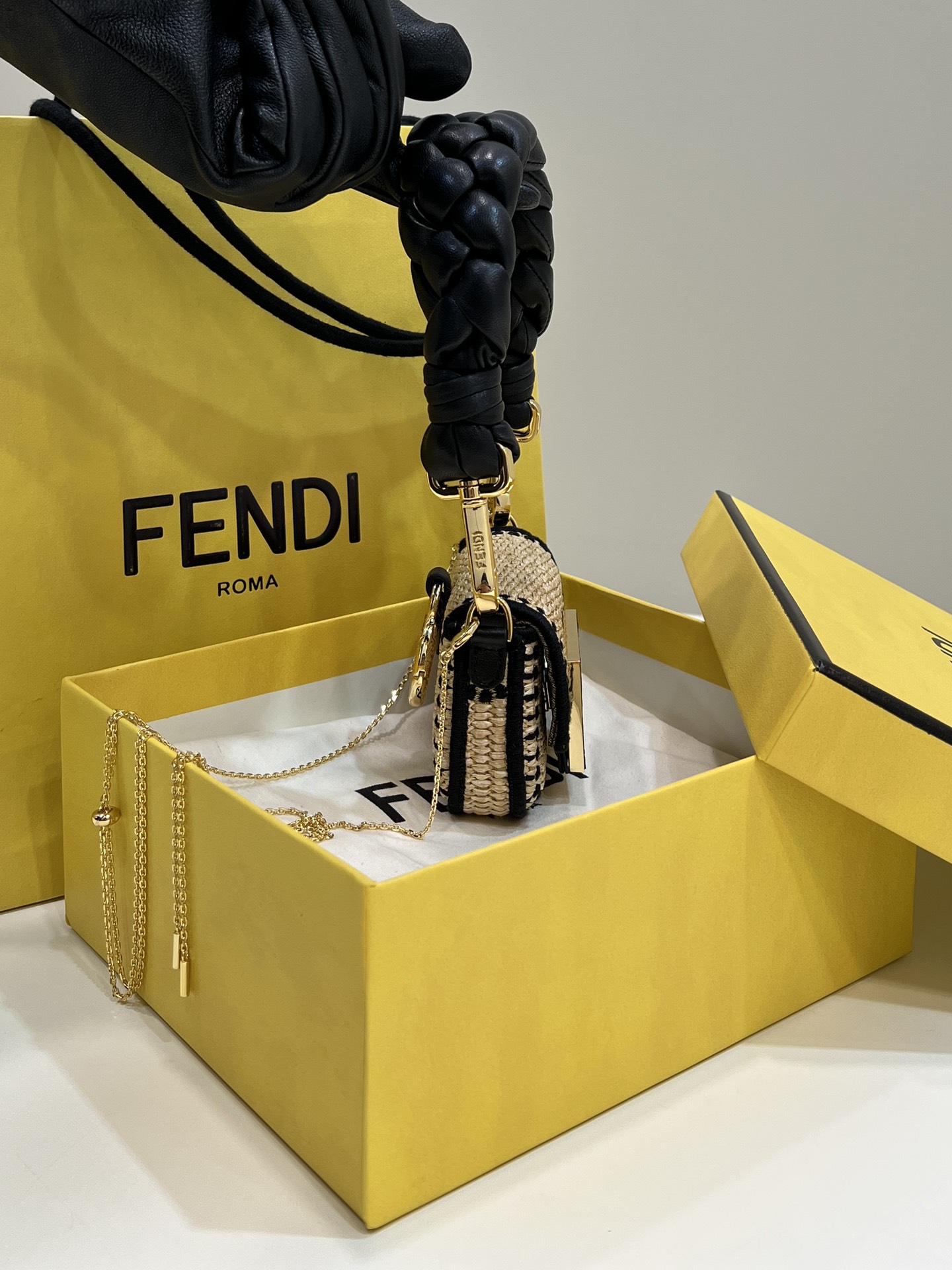 [Fendi Women