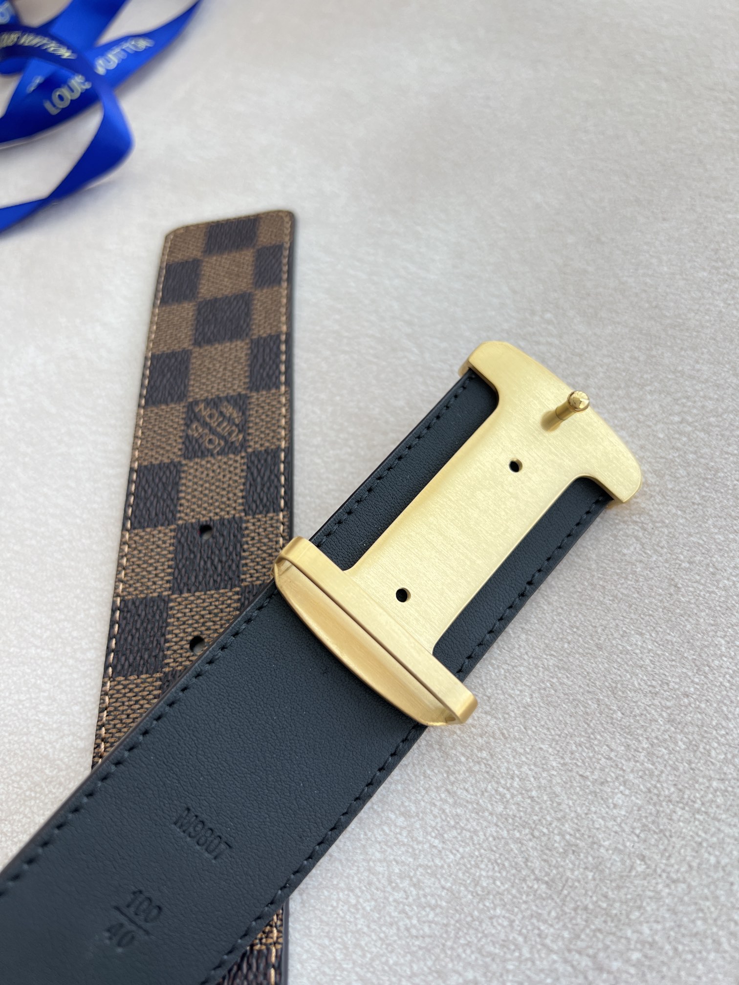 品名LV..路易..威登️腰带皮带原