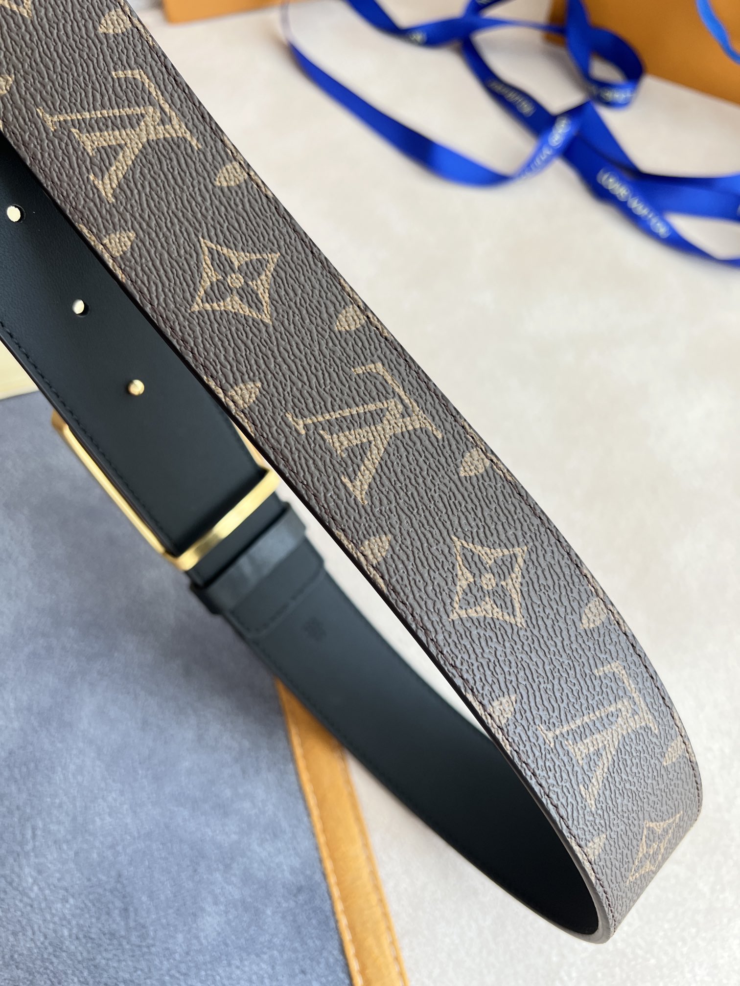 品名LV..路易..威登️腰带皮带原