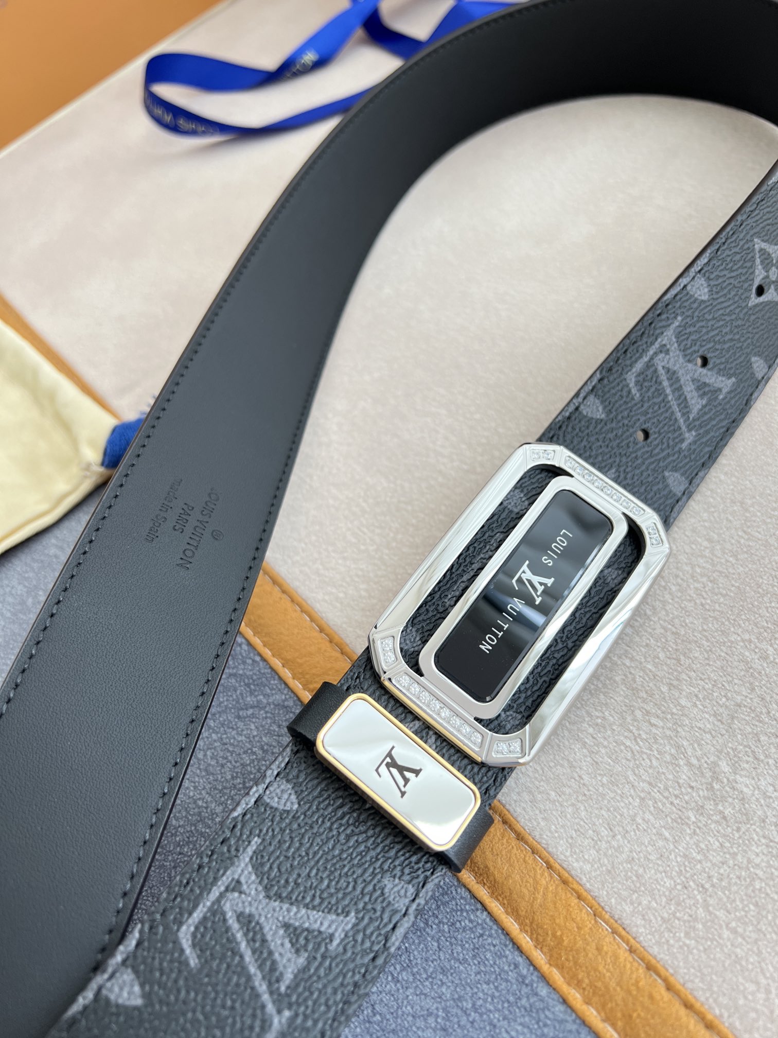 品名LV..路易..威登️腰带皮带原