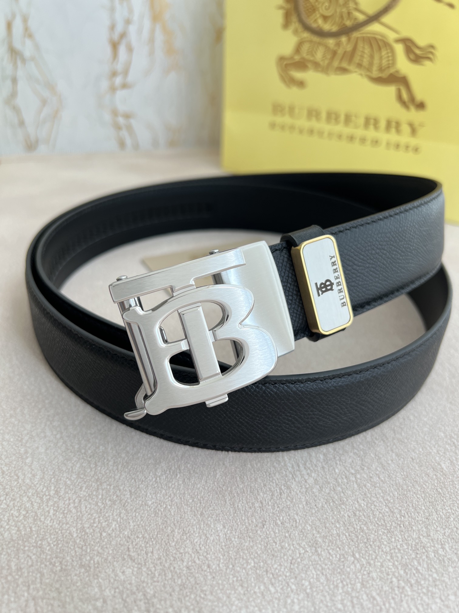 品名巴宝莉.Burberry腰带️自