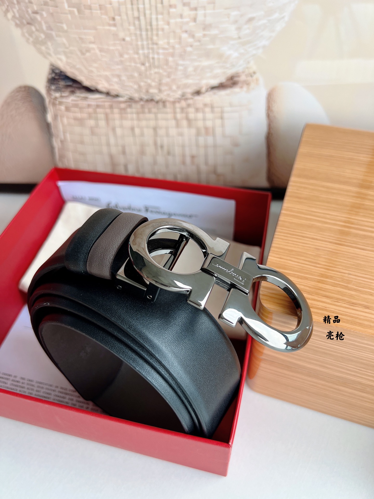 Ferragamo菲拉格慕男士3.5cm精品金属扣牛皮腰带