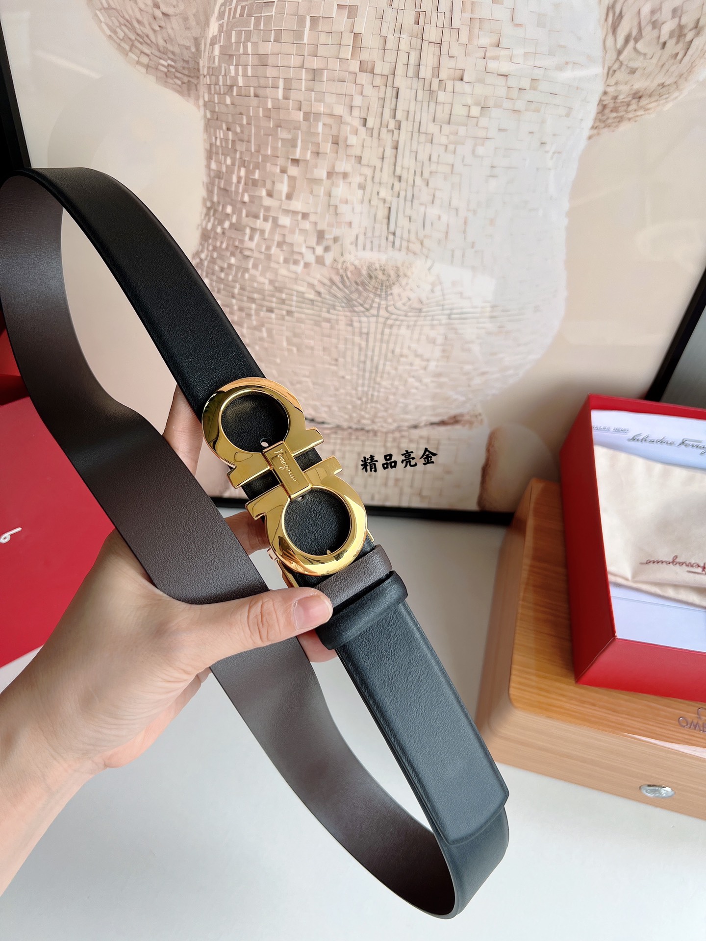 Ferragamo菲拉格慕男士3.5cm精品金属扣牛皮腰带