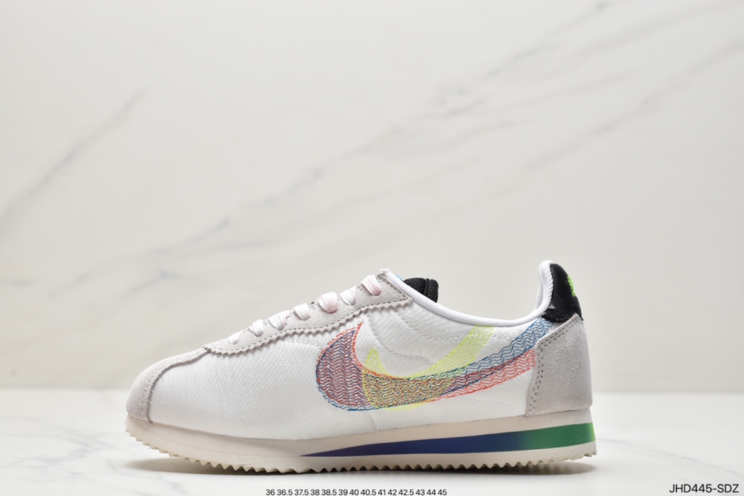 Combined with Union LA x Nike Cortez Low ”Black” Forrest Gump, a well-known store in Los Angeles