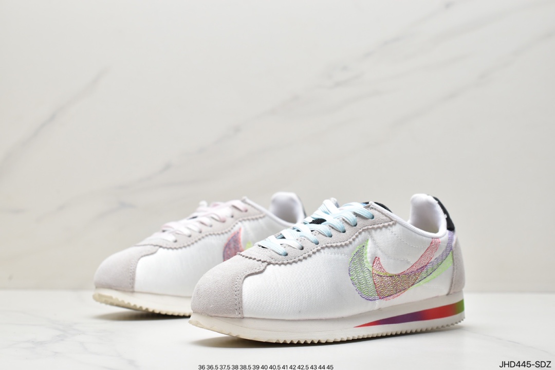 Combined with Union LA x Nike Cortez Low ”Black” Forrest Gump, a well-known store in Los Angeles