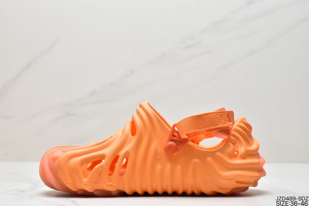 140 美国休闲鞋履品牌·卡骆驰联乘新晋国际知名鞋类设计师Salehe Bembury x Crocs Pollex Clog”Peach”指纹式脊骨