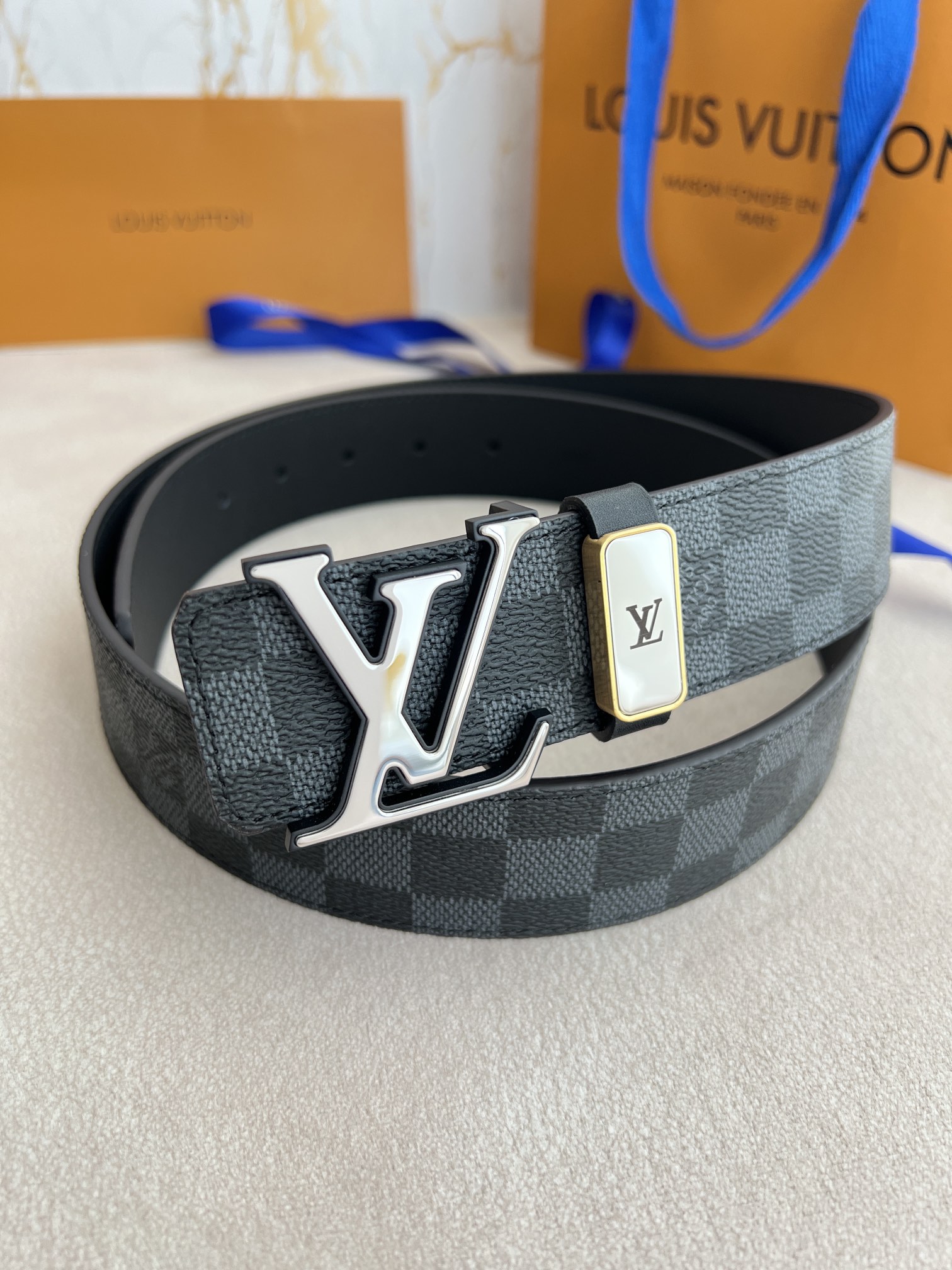 品名LV..路易..威登️腰带皮带原