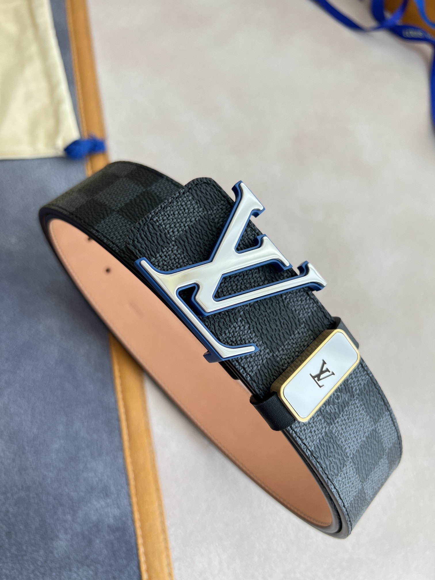 品名LV..路易..威登️腰带皮带原