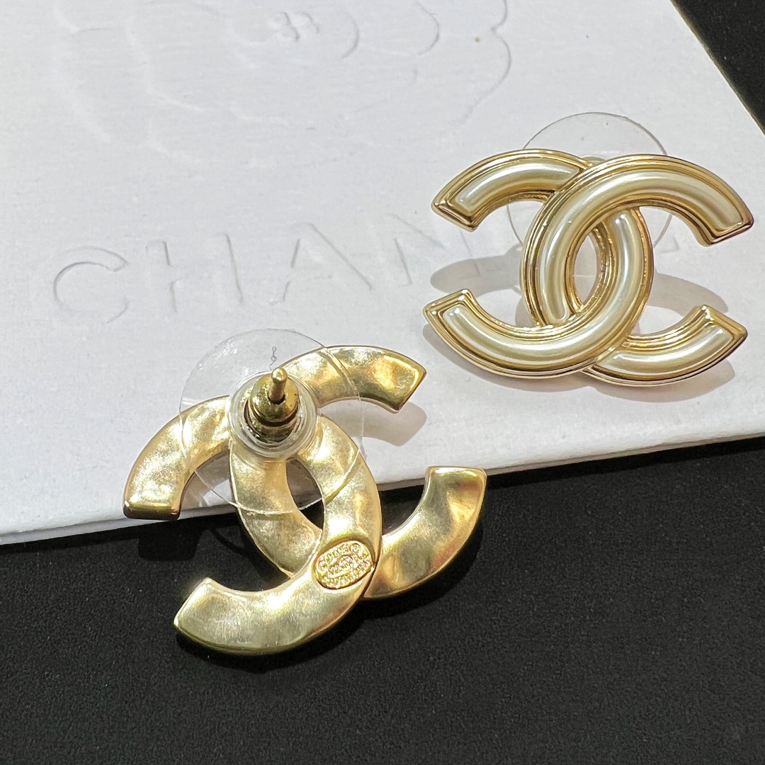 新款☑️CHANEL香奈儿c1双c耳钉耳环